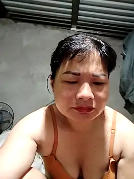 kute-00 online show from October 2025 09:35:01 PM