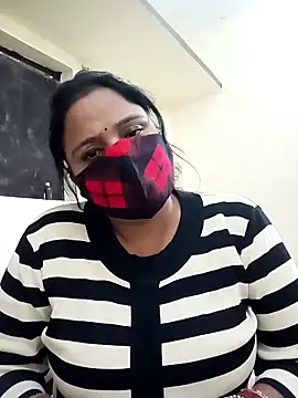 Snapshot of Shikha-mehra7 chatting on November 2025 09:55:02 AM Shikha-mehra7 online show from November 2025 09:55:02 AM