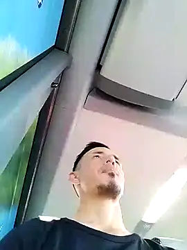 Snapshot of JuanD_vero chatting on September 2025 03:17:01 PM JuanD vero online show from September 2025 03:17:01 PM