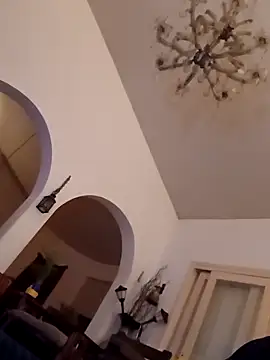 CasalTopaTudo online show from October 2025 05:05:01 AM