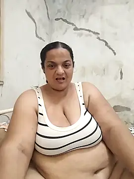 Snapshot of Vydinha chatting on September 2025 10:15:01 PM Vydinha online show from September 2025 10:15:01 PM