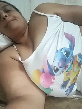 Snapshot of Vydinha chatting on October 2025 12:22:01 AM Vydinha online show from October 2025 12:22:01 AM