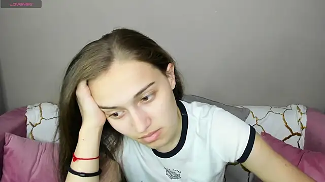 Alisa  Kelly online show from October 2025 12:52:02 AM