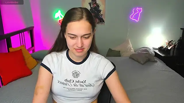 Alisa  Kelly online show from October 2025 12:33:02 AM