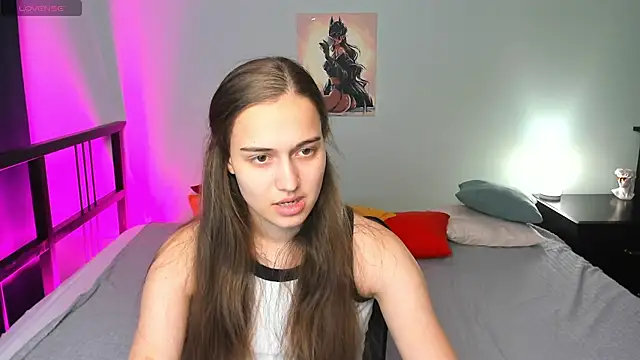 Alisa  Kelly online show from October 2025 01:28:01 AM