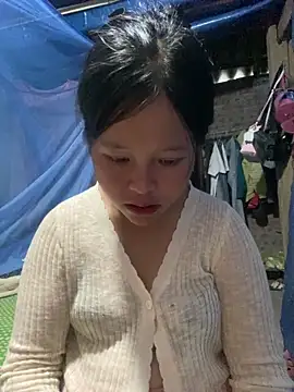 O o UwU o O online show from October 2025 09:19:02 AM