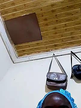 bubbles butt online show from September 2025 10:11:01 PM