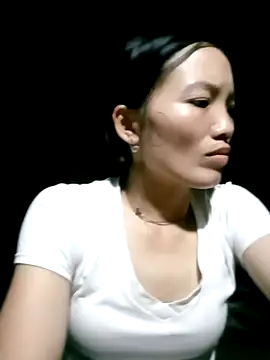 Snapshot of ngan-cute chatting on October 2025 01:31:01 PM ngan-cute online show from October 2025 01:31:01 PM