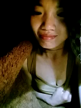 Snapshot of ngan-cute chatting on October 2025 07:12:01 PM ngan-cute online show from October 2025 07:12:01 PM