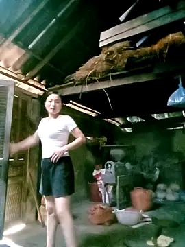 Snapshot of ngan-cute chatting on October 2025 09:08:01 AM ngan-cute online show from October 2025 09:08:01 AM