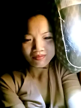 Snapshot of ngan-cute chatting on November 2025 01:33:02 PM ngan-cute online show from November 2025 01:33:02 PM