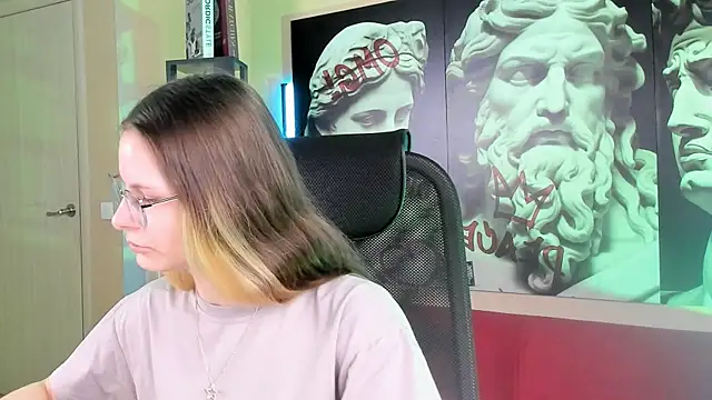 Carrie Rose online show from September 2025 04:17:01 AM