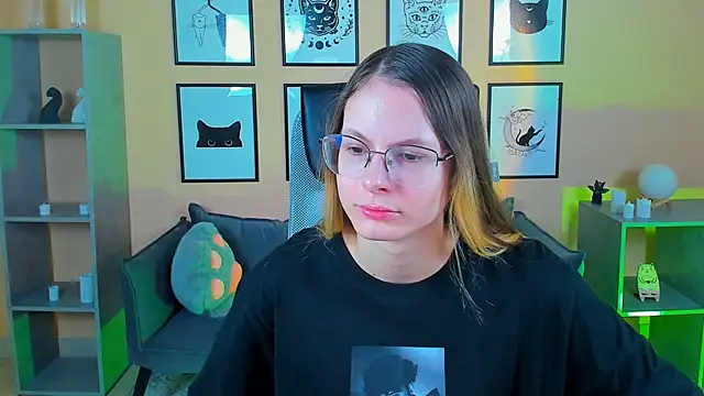 Carrie Rose online show from October 2025 02:23:02 AM