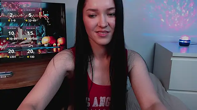 Veliora online show from October 2025 03:57:02 PM