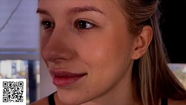 Snapshot of ElysiaXo chatting on November 2025 12:16:01 PM ElysiaXo online show from November 2025 12:16:01 PM