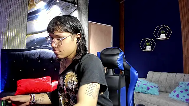 christina vamp1 online show from October 2025 07:47:02 PM