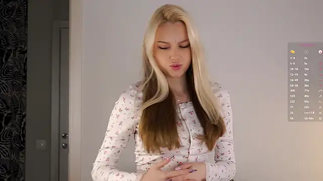 CherieSprinzl online show from October 2025 06:45:02 AM