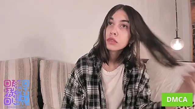 Snapshot of MeiFrock chatting on October 2025 04:47:01 PM MeiFrock online show from October 2025 04:47:01 PM