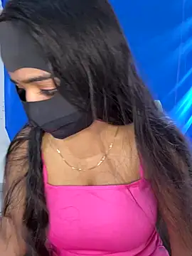 Snapshot of DesiSexyMonika chatting on October 2025 06:21:02 AM DesiSexyMonika online show from October 2025 06:21:02 AM