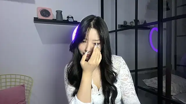 Snapshot of WonderMira chatting on October 2025 02:15:01 PM WonderMira online show from October 2025 02:15:01 PM