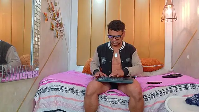 alphakongX online show from September 2025 11:04:02 AM