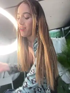 SweetieSinXXX online show from October 2025 02:58:02 PM