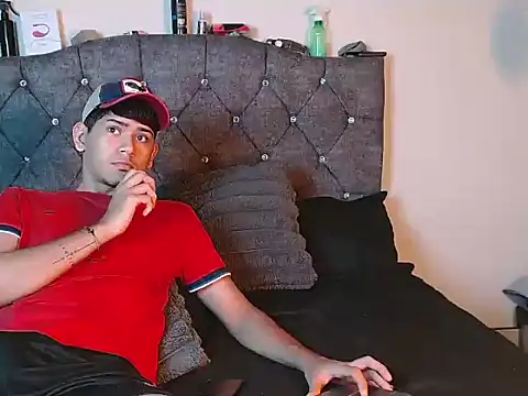 logan willyams  online show from September 2025 12:33:01 AM