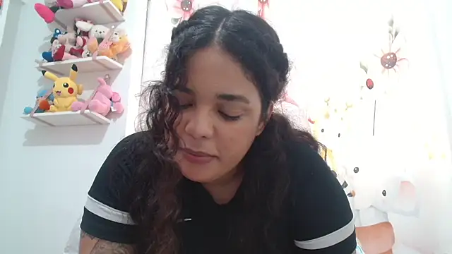 Snapshot of SecretBrunette chatting on September 2025 05:58:02 PM SecretBrunette online show from September 2025 05:58:02 PM