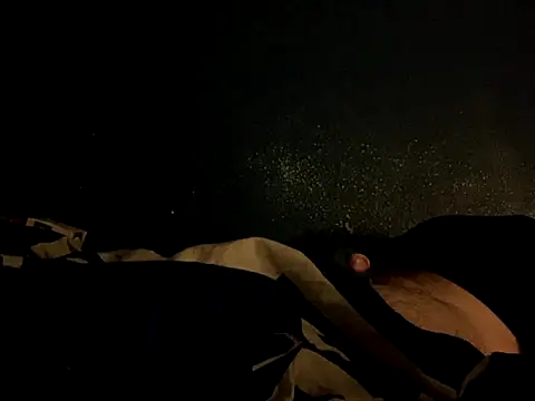 Snapshot of GeilerHSVFAN1989 chatting on October 2025 04:35:02 AM GeilerHSVFAN1989 online show from October 2025 04:35:02 AM