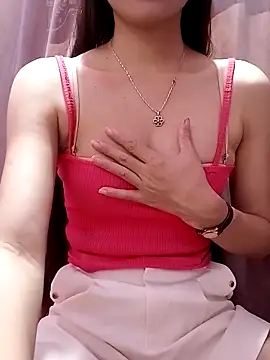 Snapshot of CherryBeii chatting on October 2025 04:39:02 PM CherryBeii online show from October 2025 04:39:02 PM