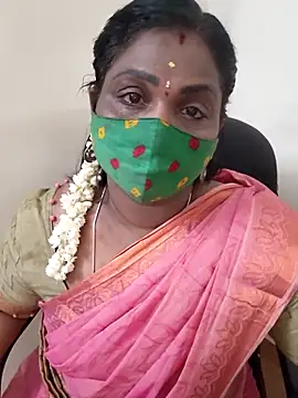 Snapshot of Tamil_Kavitha10 chatting on October 2025 05:54:01 PM Tamil Kavitha10 online show from October 2025 05:54:01 PM