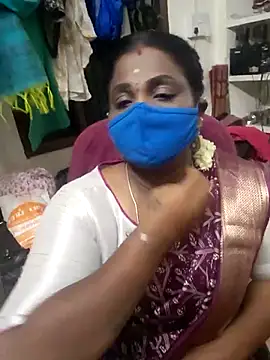 Snapshot of Tamil_Kavitha10 chatting on November 2025 05:35:02 PM Tamil Kavitha10 online show from November 2025 05:35:02 PM