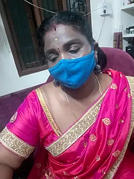 Snapshot of Tamil_Kavitha10 chatting on November 2025 03:10:02 PM Tamil Kavitha10 online show from November 2025 03:10:02 PM