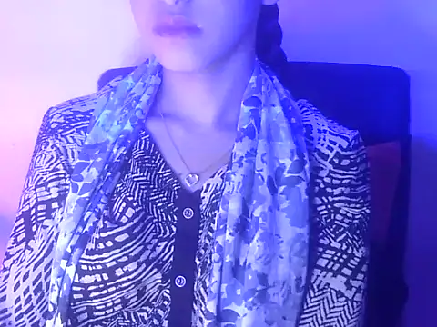 Ayesha Mo online show from September 2025 12:38:02 PM
