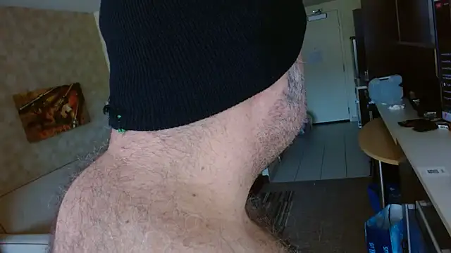 Snapshot of bullmusclejoe chatting on October 2025 02:37:01 PM bullmusclejoe online show from October 2025 02:37:01 PM