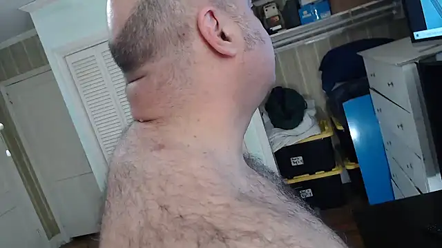 Snapshot of bullmusclejoe chatting on November 2025 11:27:02 PM bullmusclejoe online show from November 2025 11:27:02 PM