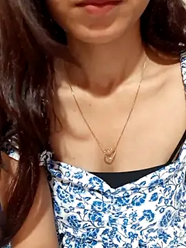 Snapshot of siya_rani67 chatting on October 2025 02:28:02 PM siya rani67 online show from October 2025 02:28:02 PM