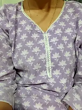 Snapshot of siya_rani67 chatting on November 2025 08:28:02 AM siya rani67 online show from November 2025 08:28:02 AM