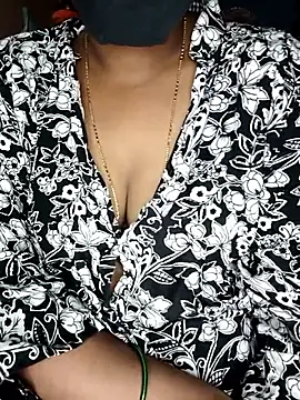 Snapshot of SindhuHappy chatting on November 2025 03:23:01 PM SindhuHappy online show from November 2025 03:23:01 PM