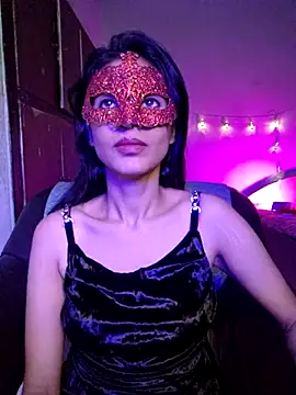 royeoy22 online show from September 2025 01:02:01 PM