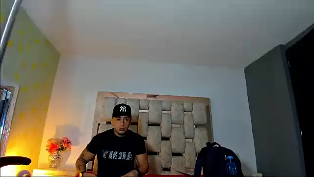 AngelAndChris online show from September 2025 12:05:02 PM