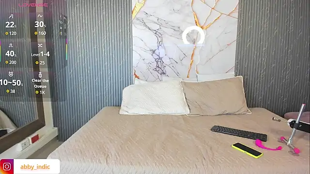 Liss-Reyes online show from October 2025 07:56:01 PM