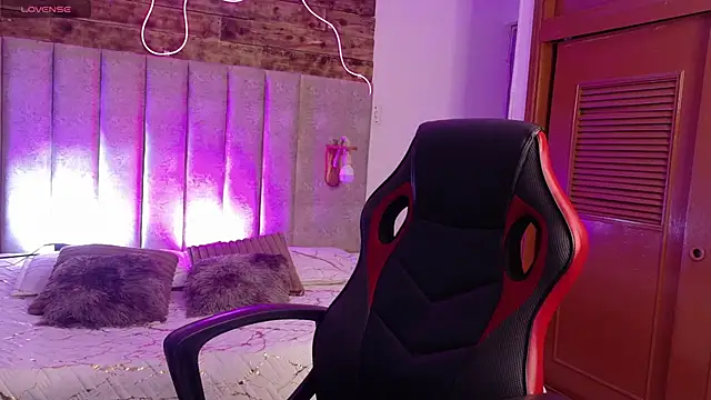 Emma visconti online show from October 2025 12:30:02 PM