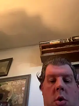 Stephanie1984 online show from October 2025 06:03:01 PM