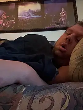 Stephanie1984 online show from October 2025 06:06:01 PM