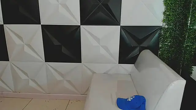 bull cam online show from October 2025 06:50:02 PM