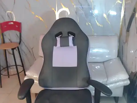 bull cam online show from October 2025 08:16:02 PM