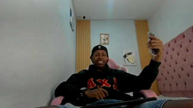 Jax Maliq online show from October 2025 05:57:02 PM