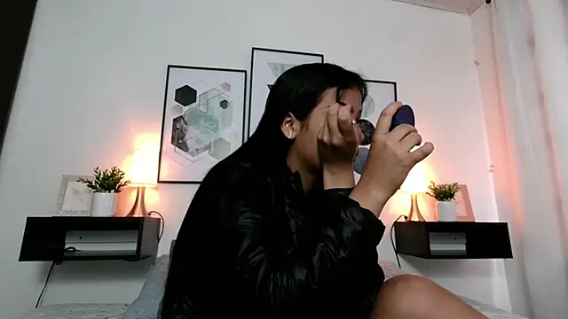 Rodriguez Gabi online show from September 2025 01:33:02 PM