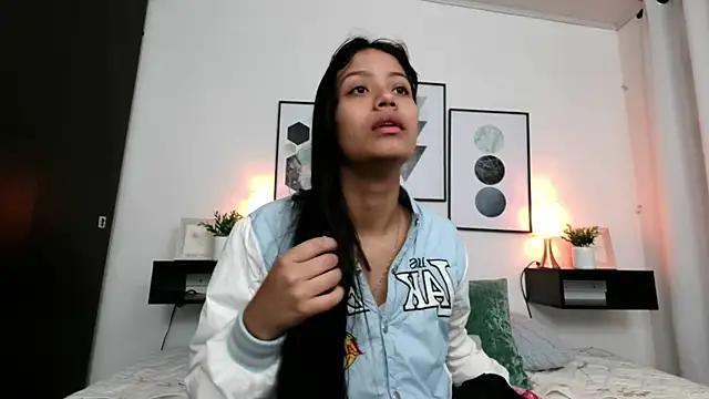Rodriguez Gabi online show from September 2025 12:05:01 PM